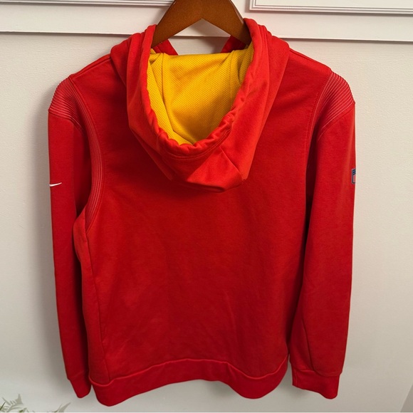 Kansas City Chiefs Nike DRI-FIT Hooded Sweatshirt - Picture 5 of 8